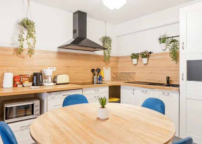 2 Pieces Spacieux Hyper-centre *