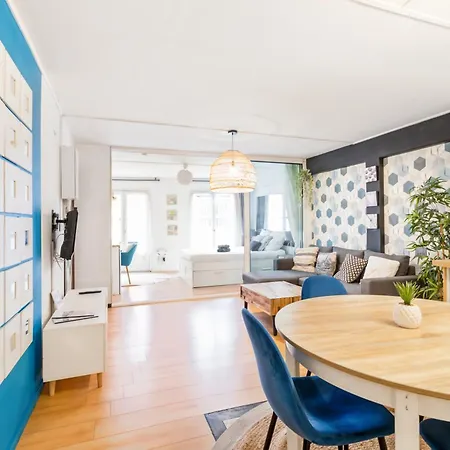 2 Pieces Spacieux Hyper-centre Apartment