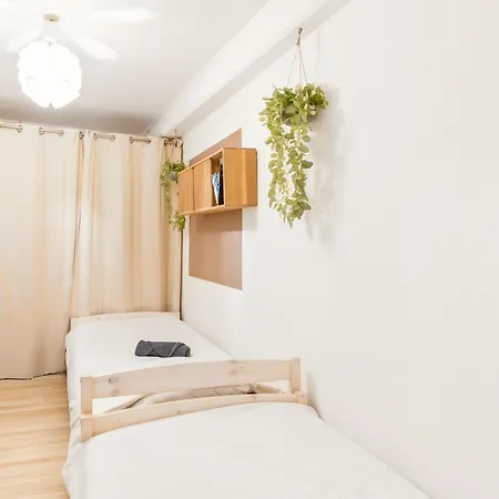 2 Pieces Spacieux Hyper-centre *